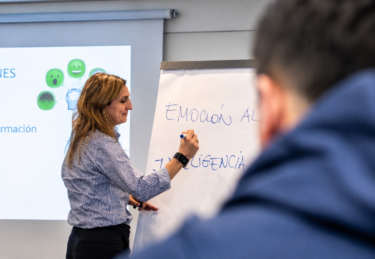 Charla AUF 1